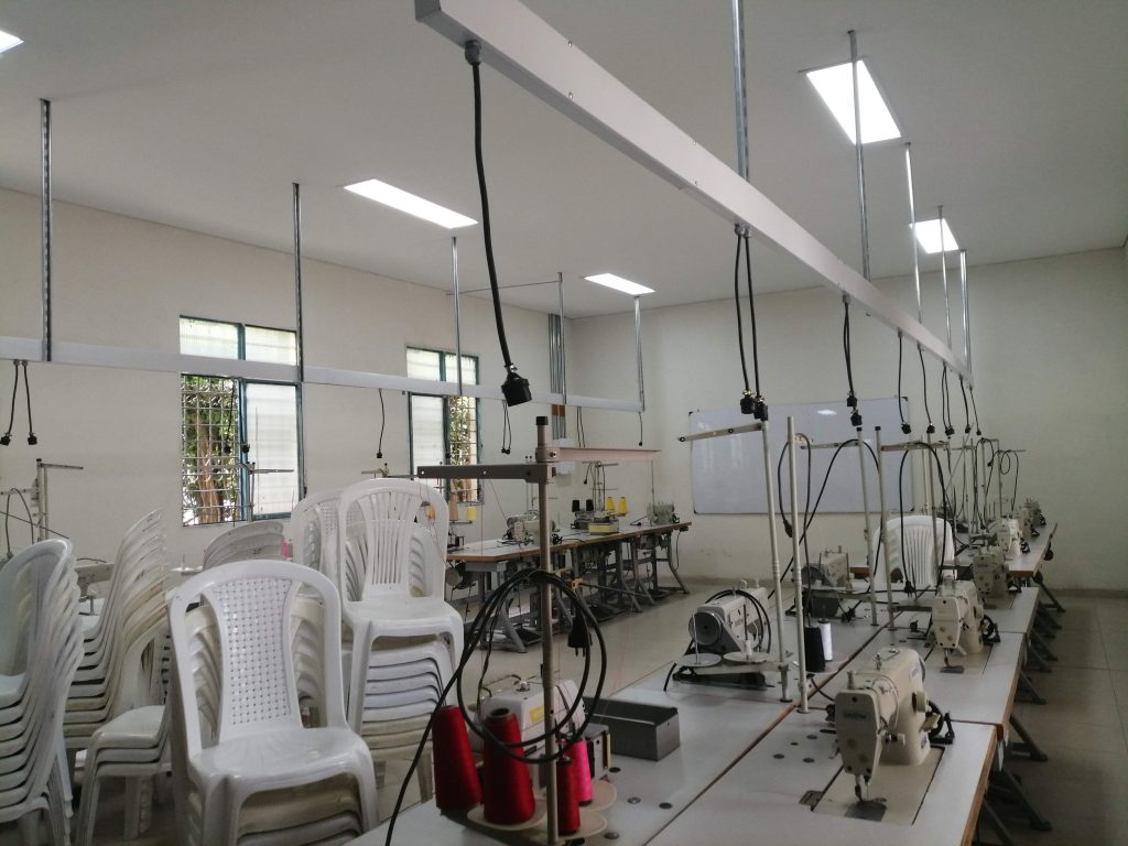 Técnica en Confecciones
